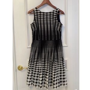 WHITE HOUSE BLACK MARKET-Polka Dot Tea Dress